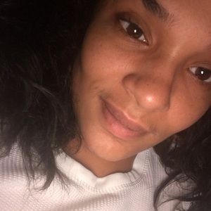 Meet your Posher, Natasha